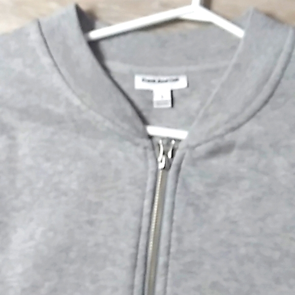 Grey Frank And Oak zip up sweater - Picture 3 of 4